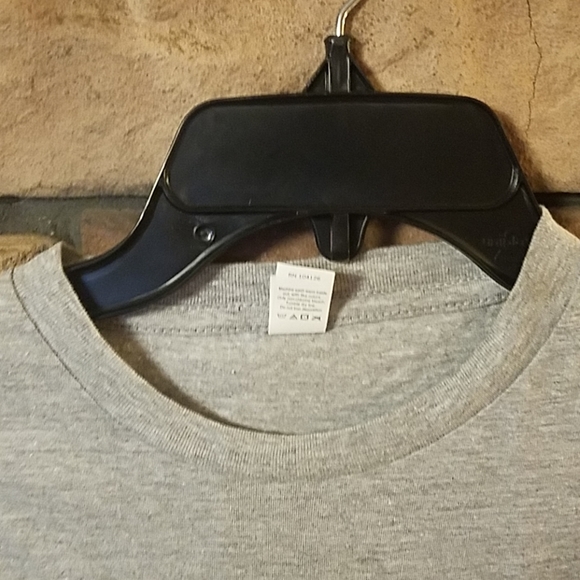 Maroon 5 shirt short sleeve concert tour exclusive graphics GRAY B4 - Picture 3 of 4